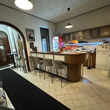 帕露塔酒店 酒店 2*