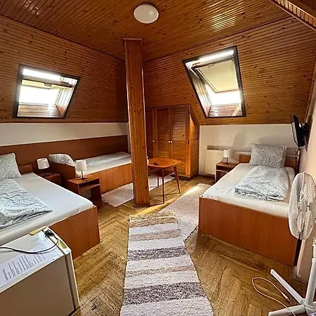 Palota 3*
